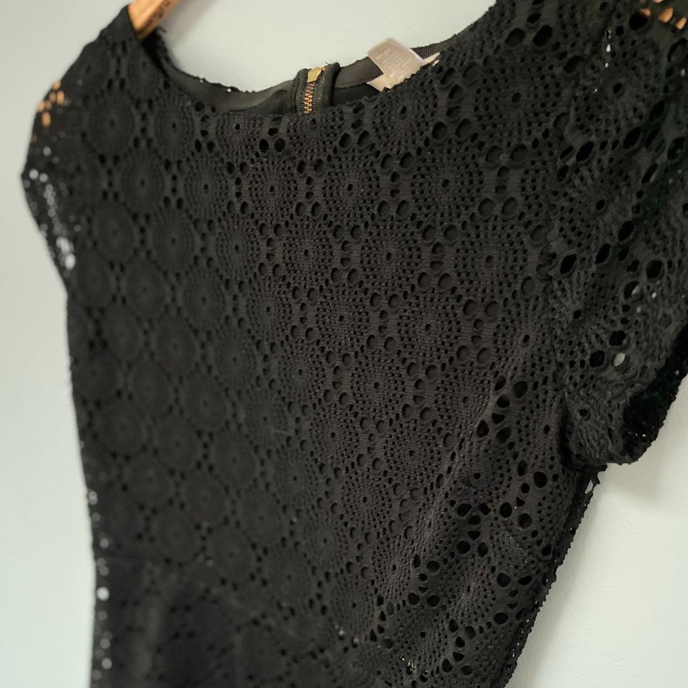 Banana Republic Black Crochet Lace Peplum Short Sleeve Top Size 2P
